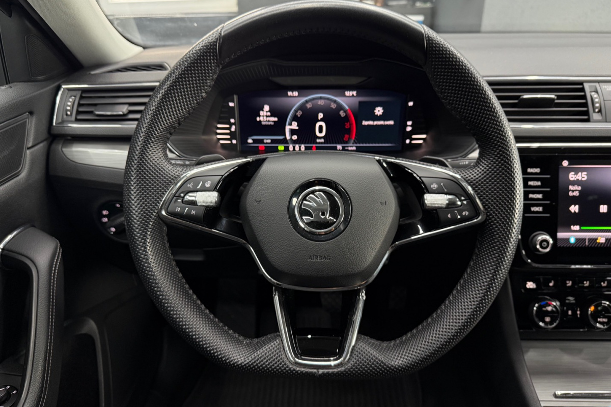 Ponuka vozidiel / Škoda Superb 2.0 TSI Style DSG - video