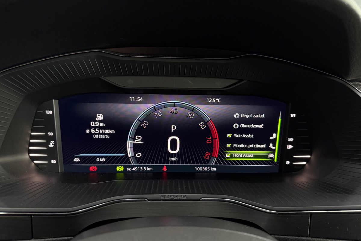 Ponuka vozidiel / Škoda Superb 2.0 TSI Style DSG - video