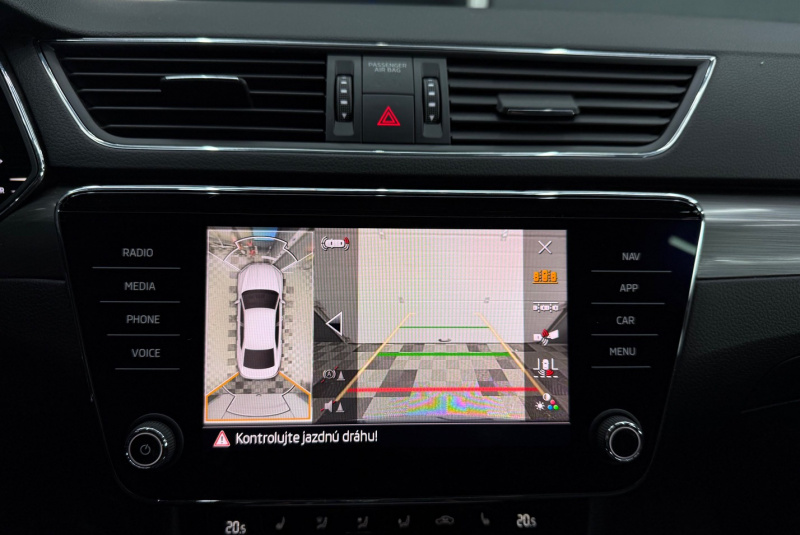  Ponuka vozidiel / Škoda Superb 2.0 TSI Style DSG - video