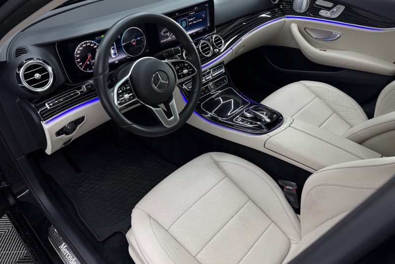  Ponuka vozidiel / Mercedes-Benz E trieda Sedan 300 EQ Power Plug-in-Hybrid - video
