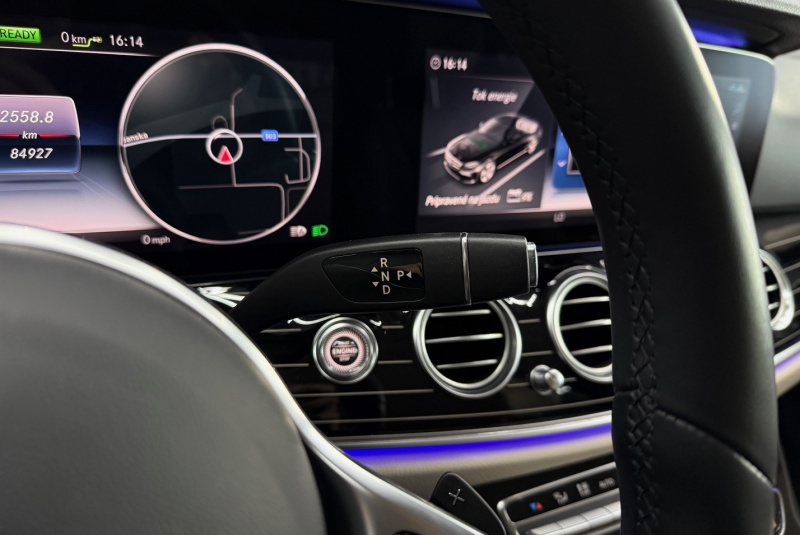  Ponuka vozidiel / Mercedes-Benz E trieda Sedan 300 EQ Power Plug-in-Hybrid - video