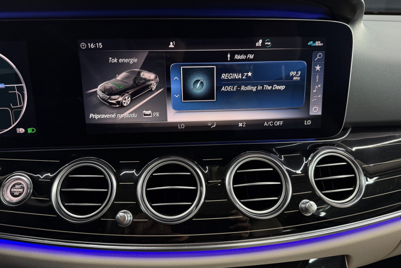  Ponuka vozidiel / Mercedes-Benz E trieda Sedan 300 EQ Power Plug-in-Hybrid - video