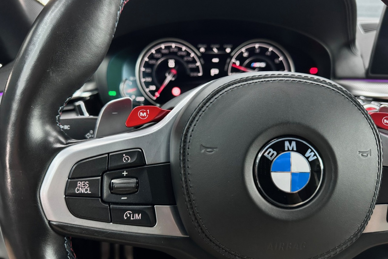  Ponuka vozidiel / BMW M5 Akrapovič , Keramické brzdy , Carbon - video