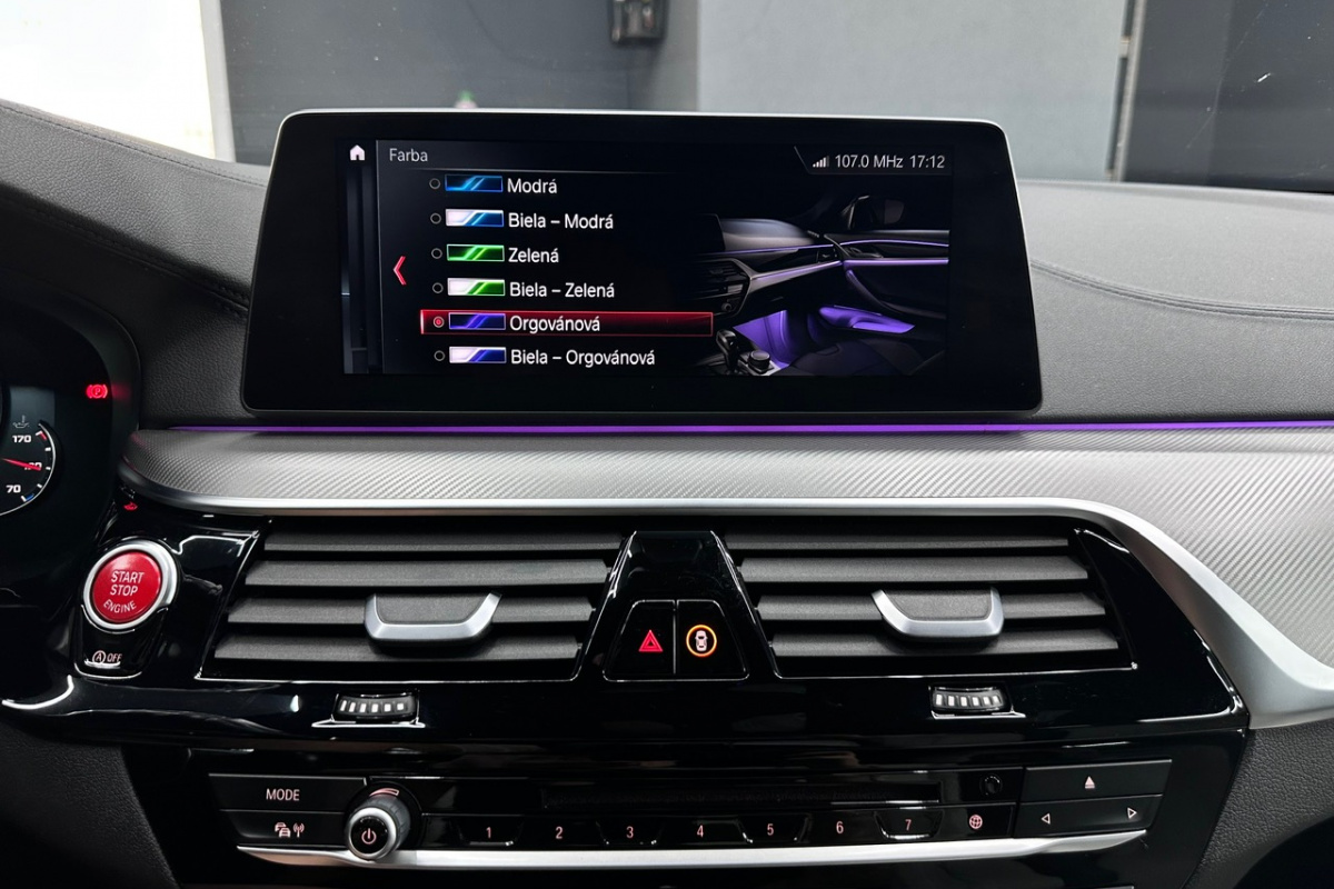 Ponuka vozidiel / BMW M5 Akrapovič , Keramické brzdy , Carbon - video