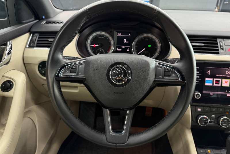  Ponuka vozidiel / Škoda Octavia Combi 2.0 TDI Ambition DSG - video