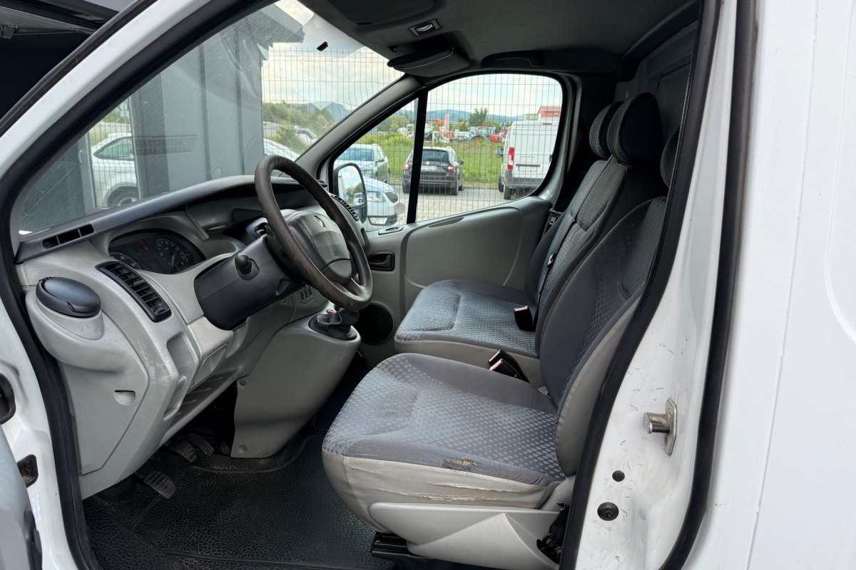 Ponuka vozidiel / Renault Trafic Furgon 2.0 dCi 115k L1H1P1 - video Ponuka vozidiel / Renault Trafic Furgon 2.0 dCi 115k L1H1P1 - video