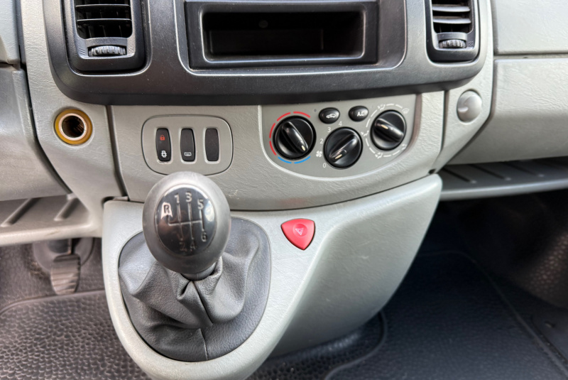  Ponuka vozidiel / Renault Trafic Furgon 2.0 dCi 115k L1H1P1 - video