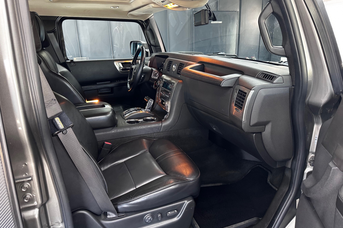 Ponuka vozidiel / Hummer H2 6.2 V8 - video Ponuka vozidiel / Hummer H2 6.2 V8 - video