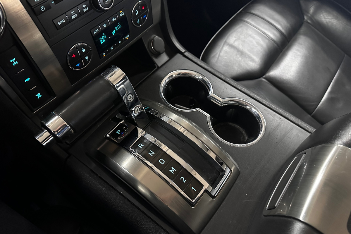 Ponuka vozidiel / Hummer H2 6.2 V8 - video Ponuka vozidiel / Hummer H2 6.2 V8 - video