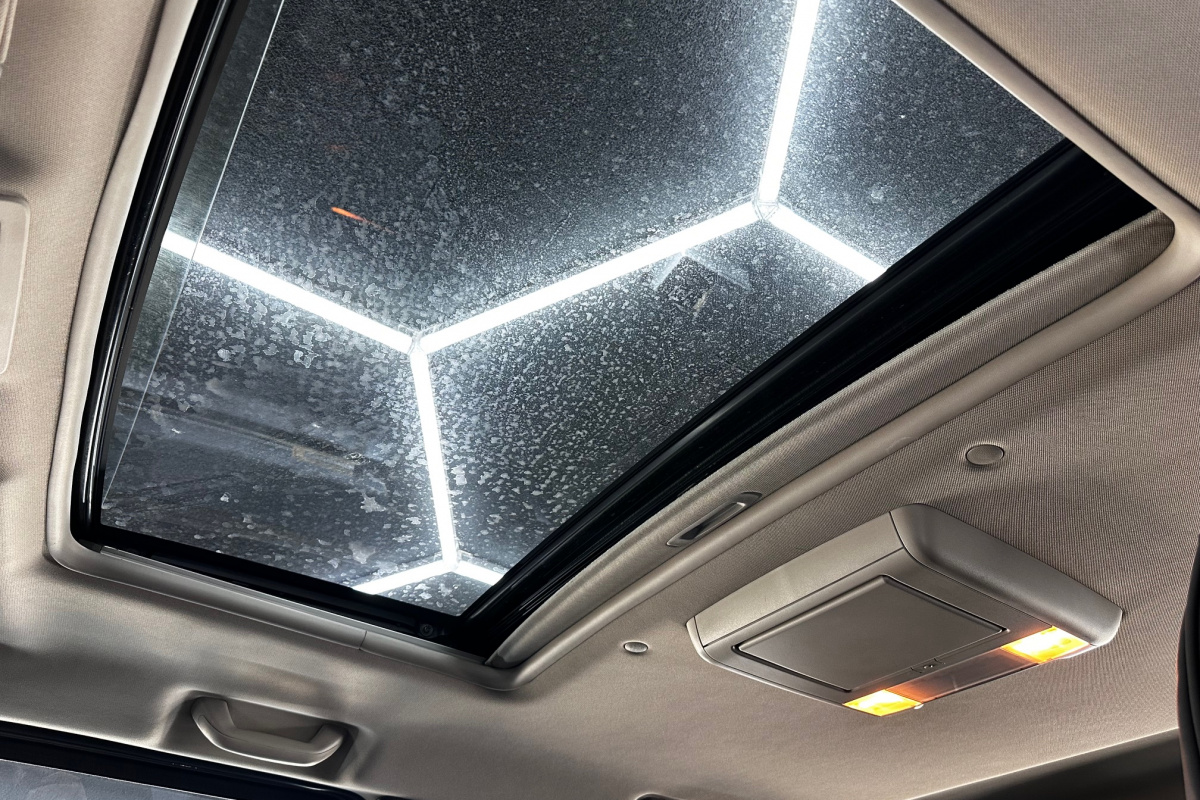 Ponuka vozidiel / Hummer H2 6.2 V8 - video Ponuka vozidiel / Hummer H2 6.2 V8 - video