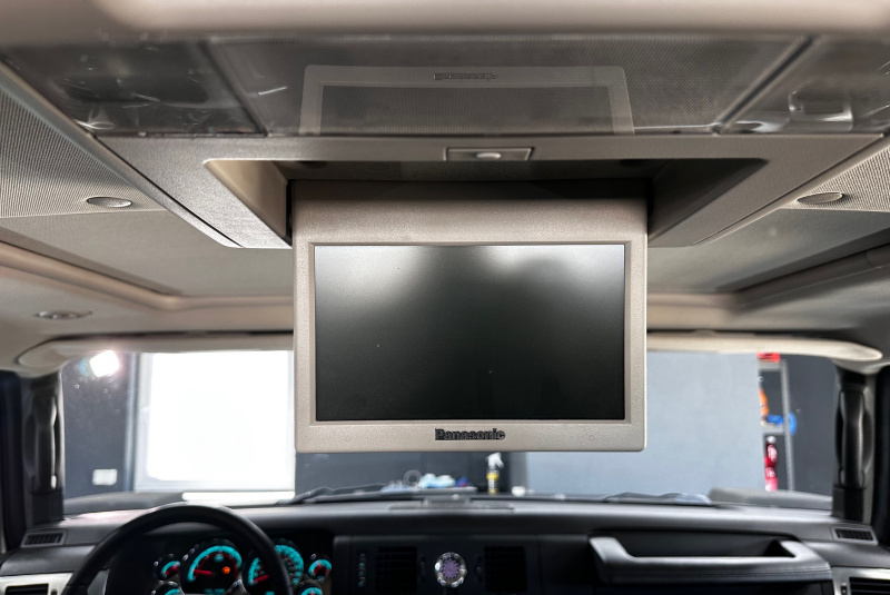 Ponuka vozidiel / Hummer H2 6.2 V8 - video Ponuka vozidiel / Hummer H2 6.2 V8 - video