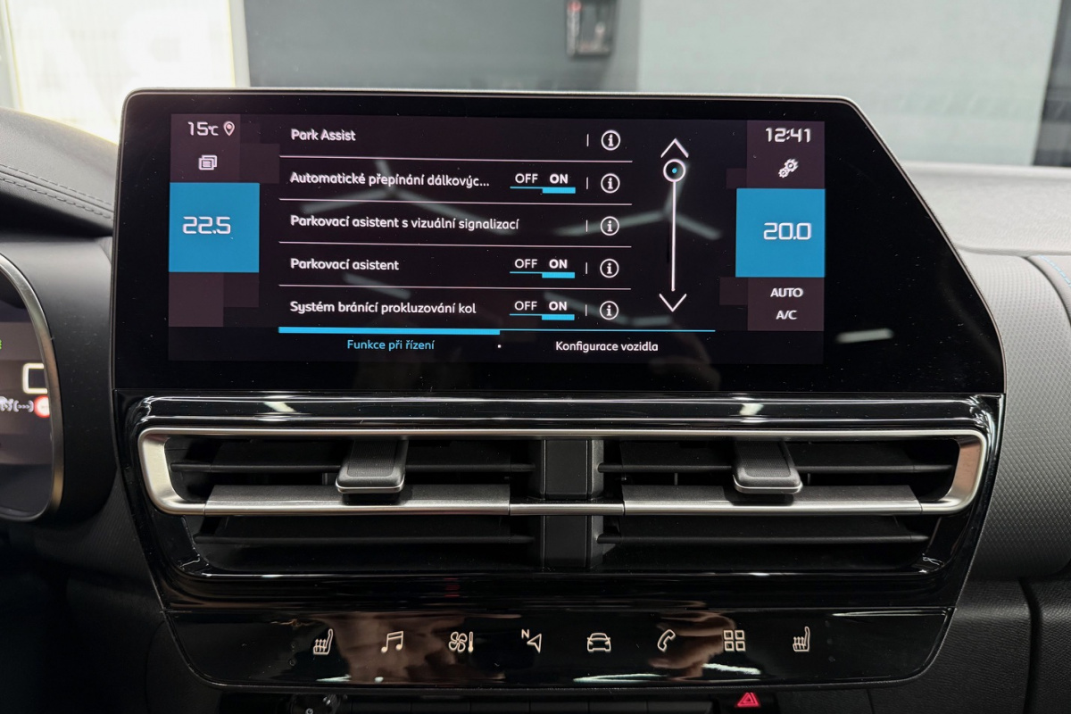 Ponuka vozidiel / Citroën C5 Aircross BlueHDi 130 S S Feel Pack A/T - video