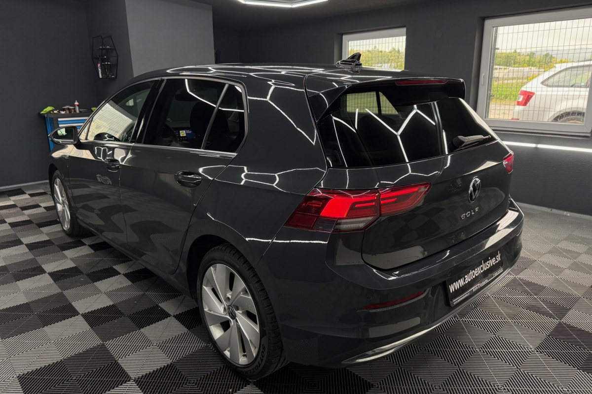 Ponuka vozidiel / Volkswagen Golf 2.0 TDI Style DSG - video