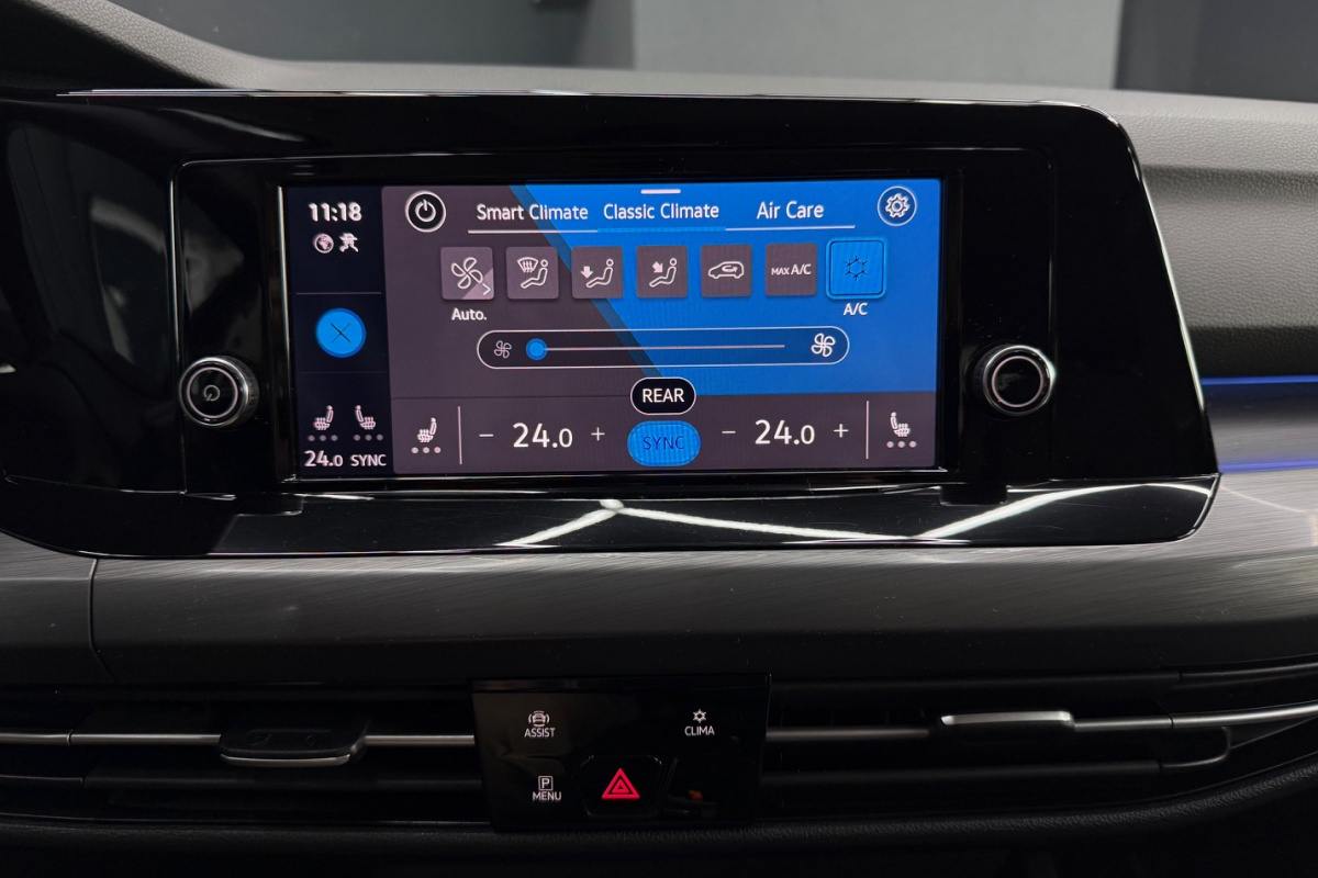 Ponuka vozidiel / Volkswagen Golf 2.0 TDI Style DSG - video