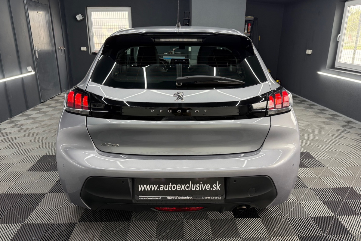 Ponuka vozidiel / Peugeot 208 1.2 PureTech 100 Active Pack EAT8 - video