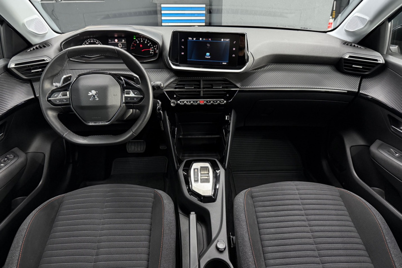  Ponuka vozidiel / Peugeot 208 1.2 PureTech 100 Active Pack EAT8 - video