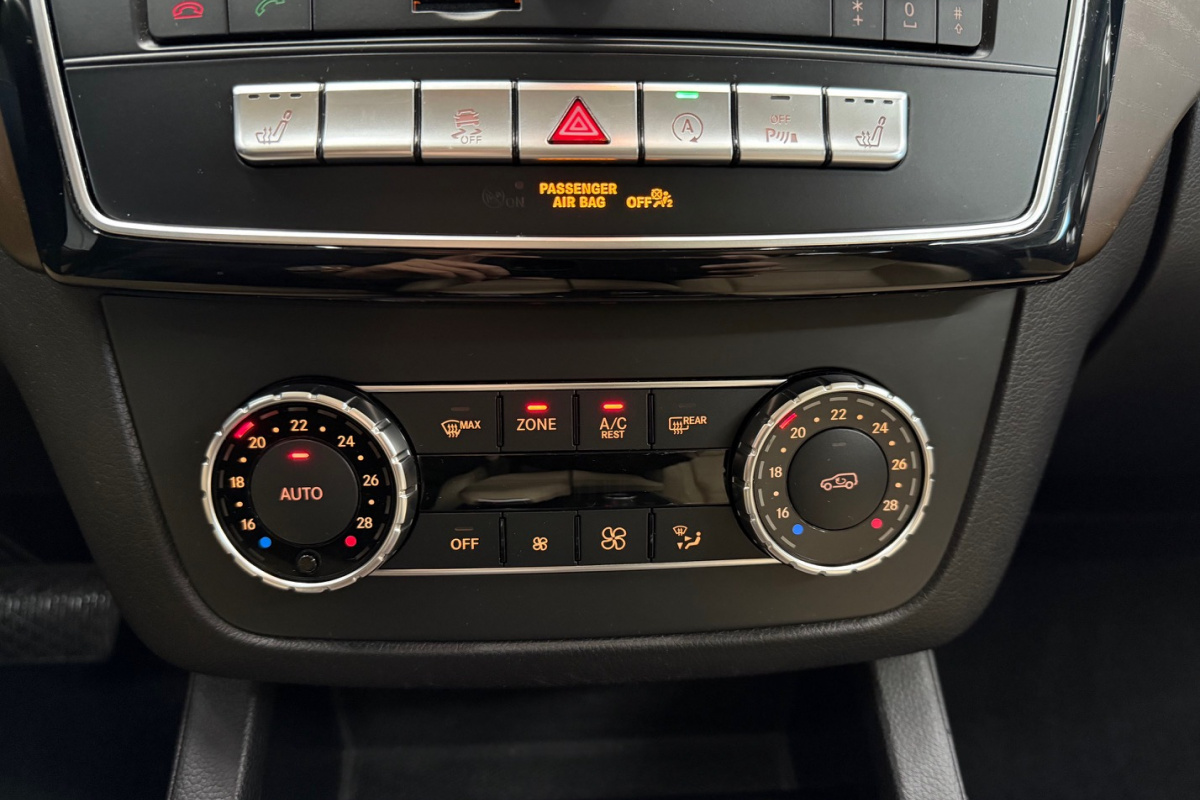 Ponuka vozidiel / Mercedes-Benz GLE Kupé 350d 4matic A/T - video Ponuka vozidiel / Mercedes-Benz GLE Kupé 350d 4matic A/T - video