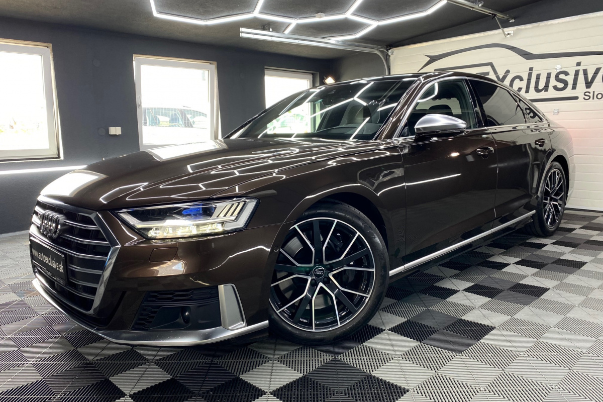 Ponuka vozidiel / Audi S8 4.0 TFSI QUATTRO - video