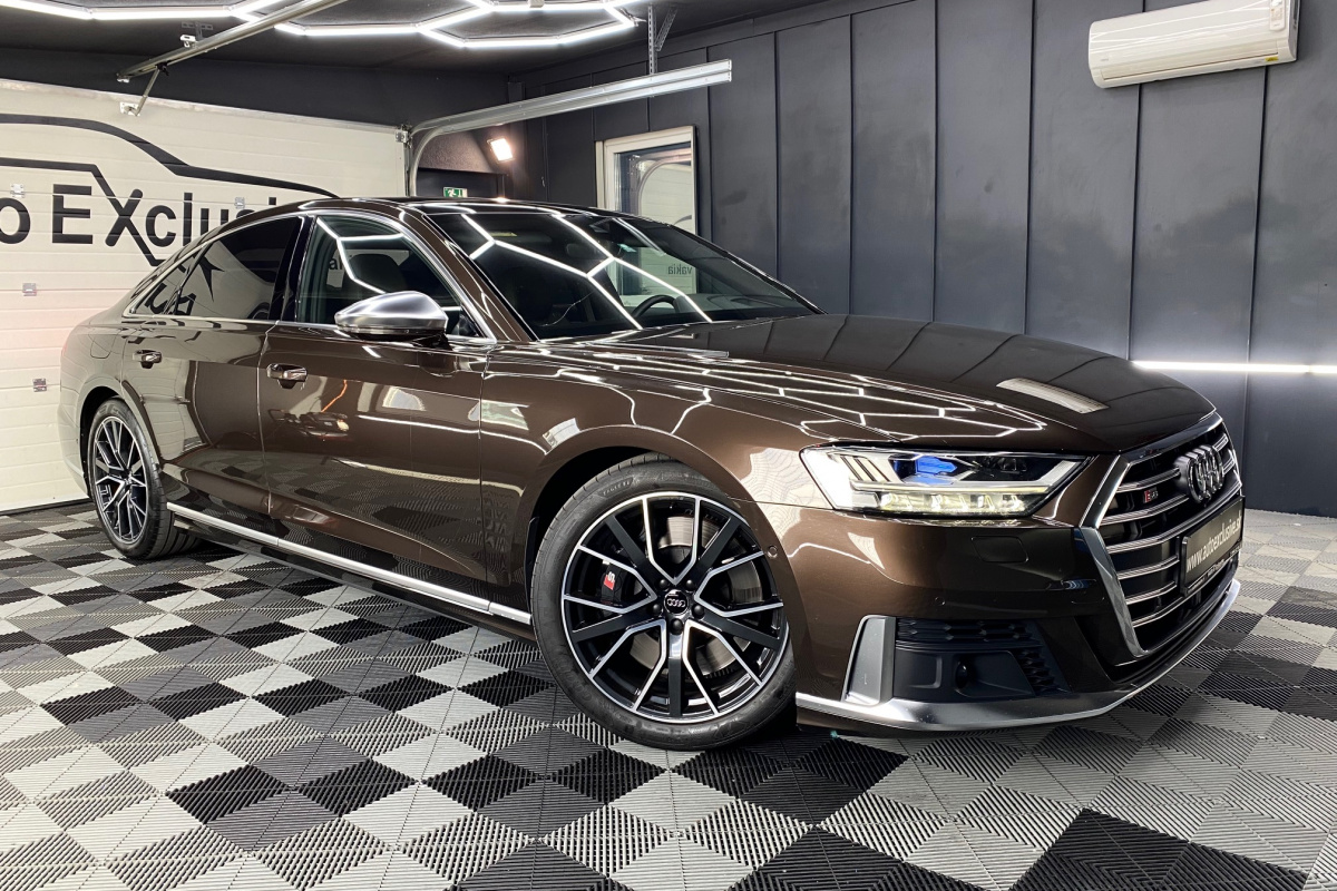 Ponuka vozidiel / Audi S8 4.0 TFSI QUATTRO - video