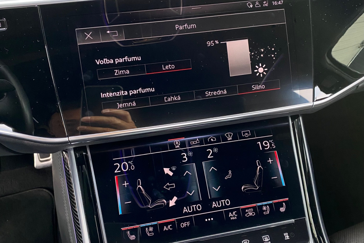 Ponuka vozidiel / Audi S8 4.0 TFSI QUATTRO - video