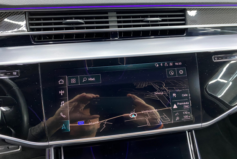  Ponuka vozidiel / Audi S8 4.0 TFSI QUATTRO - video