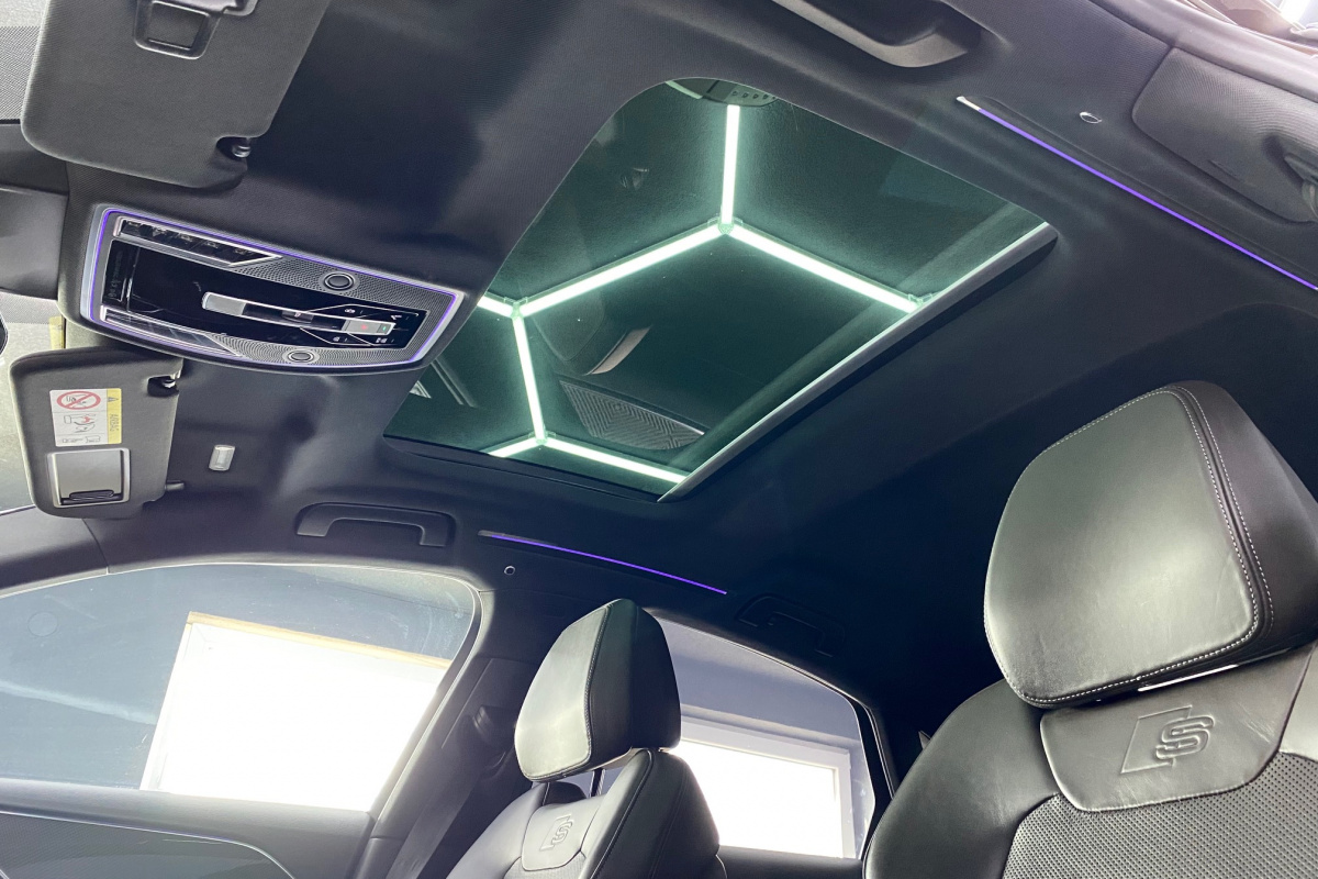 Ponuka vozidiel / Audi S8 4.0 TFSI QUATTRO - video Ponuka vozidiel / Audi S8 4.0 TFSI QUATTRO - video