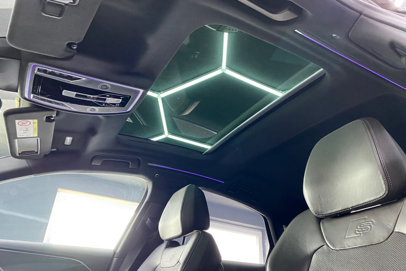 Ponuka vozidiel / Audi S8 4.0 TFSI QUATTRO - video Ponuka vozidiel / Audi S8 4.0 TFSI QUATTRO - video