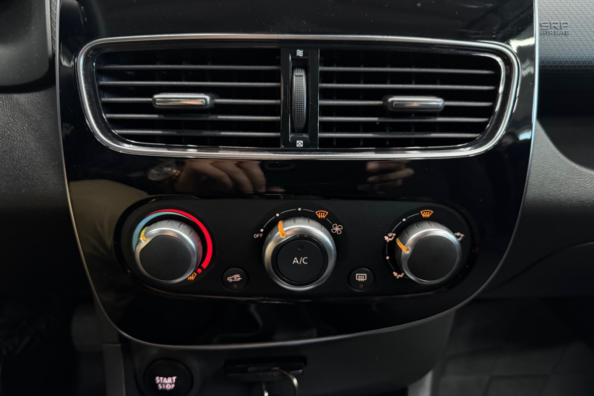 Ponuka vozidiel / Renault Clio Grandtour Energy dCi 90 Limited - video