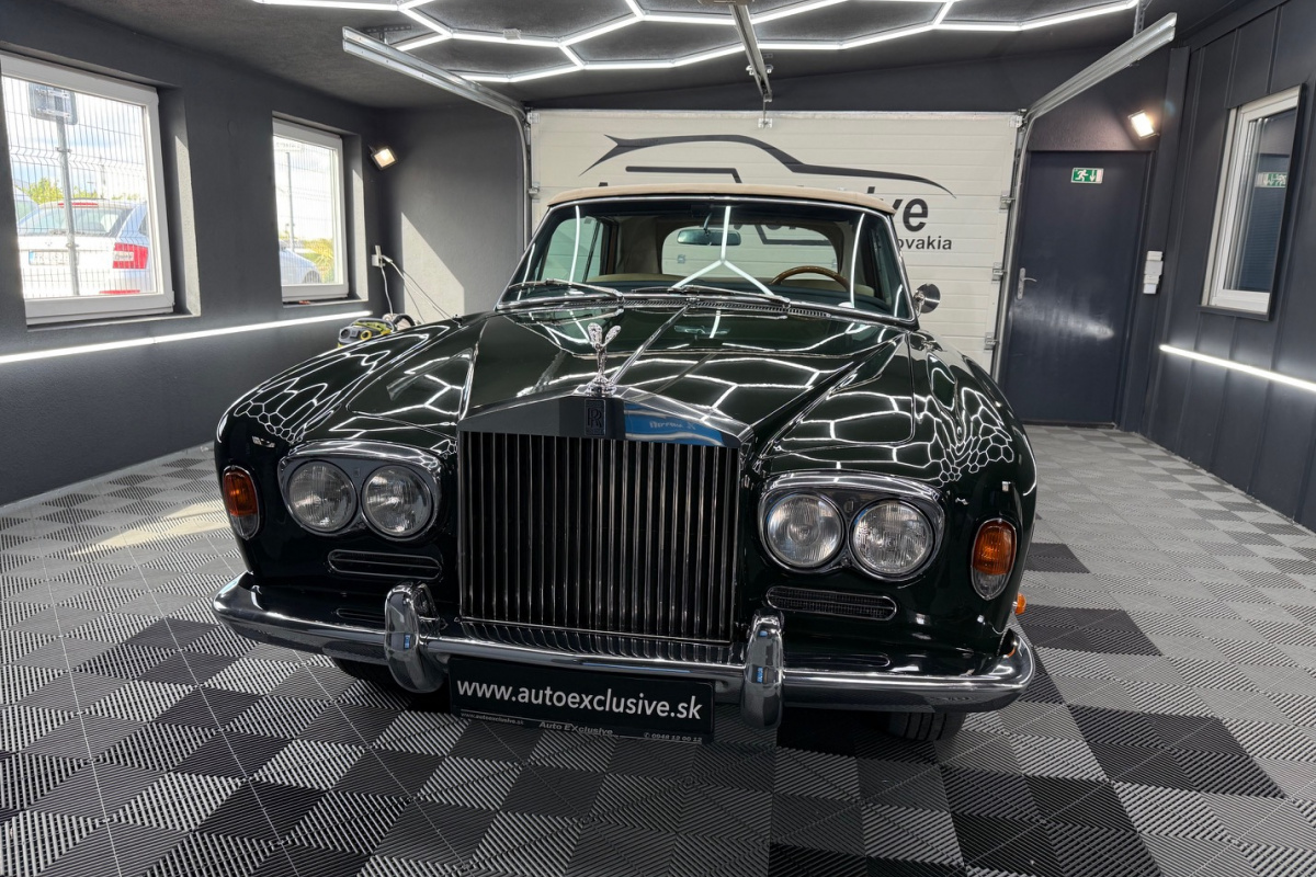 Ponuka vozidiel / Rolls Royce Silver Shadow 6.2 Cabriolet - video