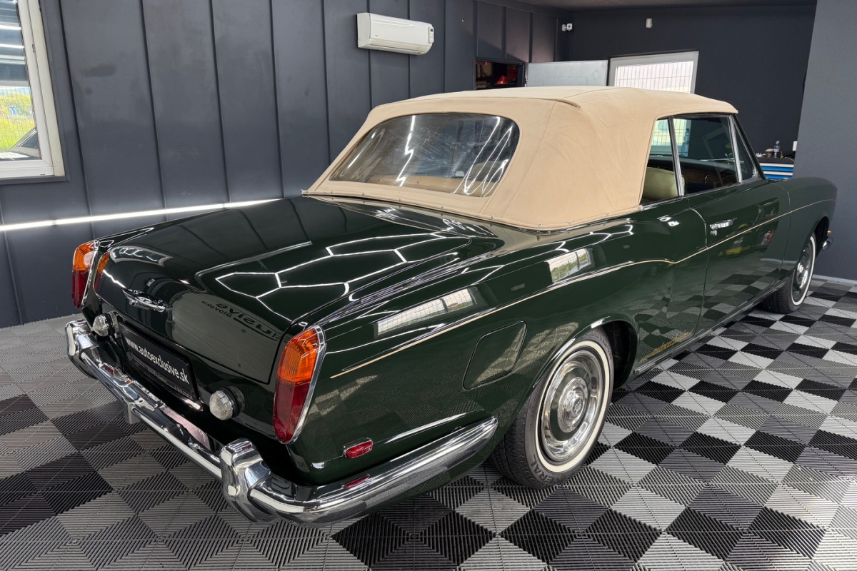 Ponuka vozidiel / Rolls Royce Silver Shadow 6.2 Cabriolet - video