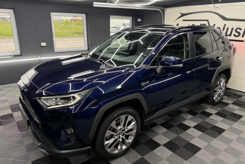  Ponuka vozidiel / Toyota RAV4 2.5 Hybrid e-CVT Executive FWD - video