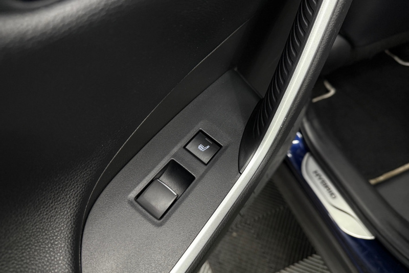  Ponuka vozidiel / Toyota RAV4 2.5 Hybrid e-CVT Executive FWD - video