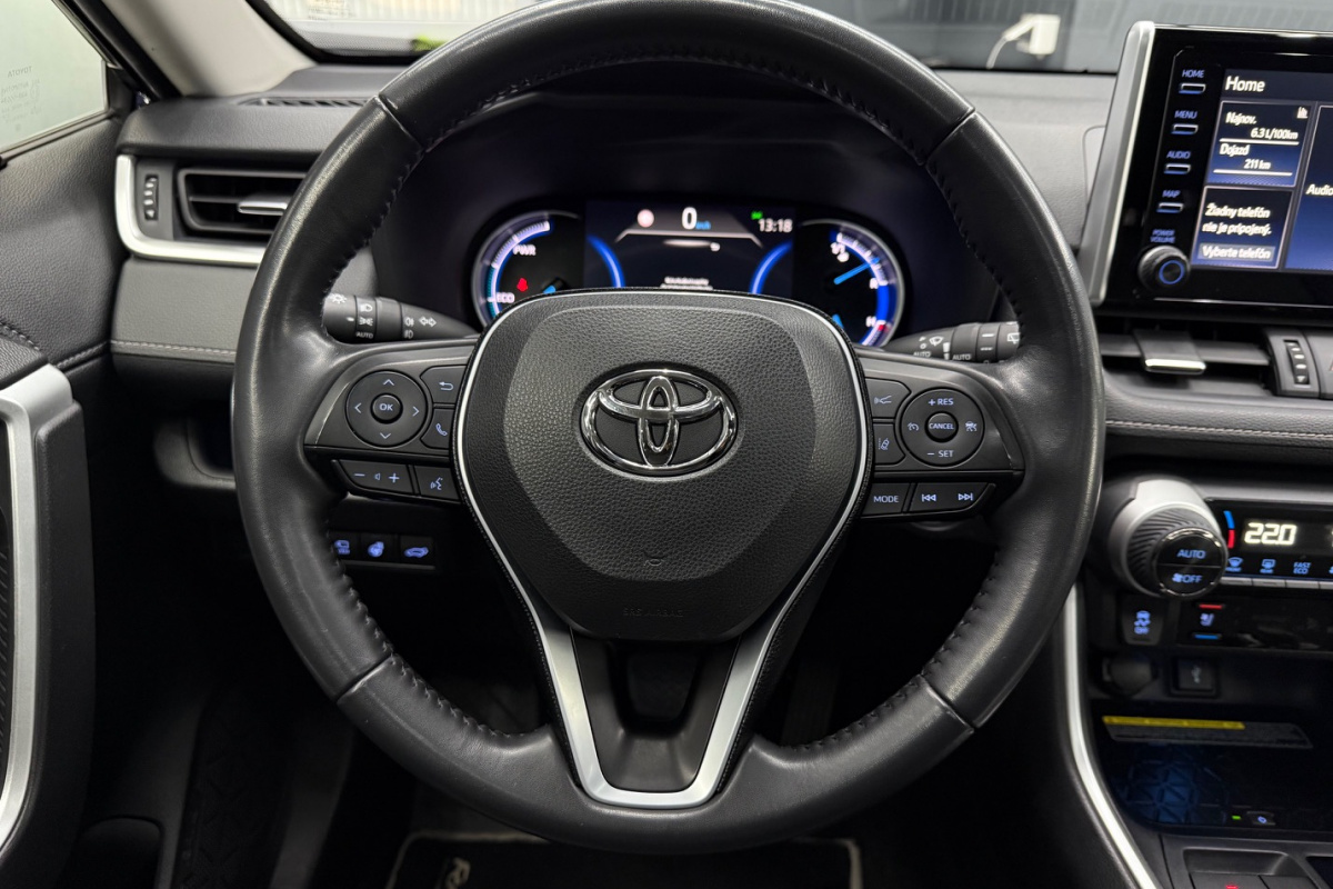 Ponuka vozidiel / Toyota RAV4 2.5 Hybrid e-CVT Executive FWD - video