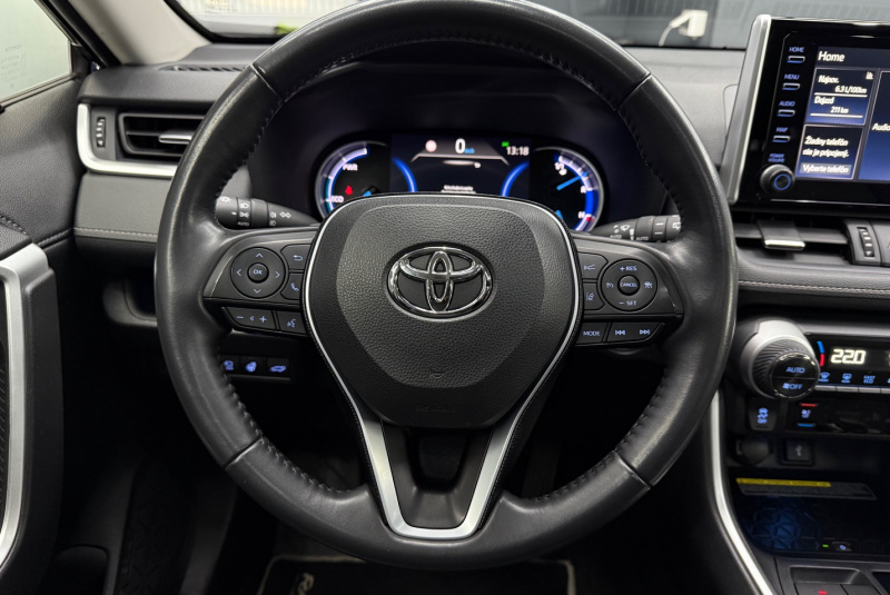  Ponuka vozidiel / Toyota RAV4 2.5 Hybrid e-CVT Executive FWD - video