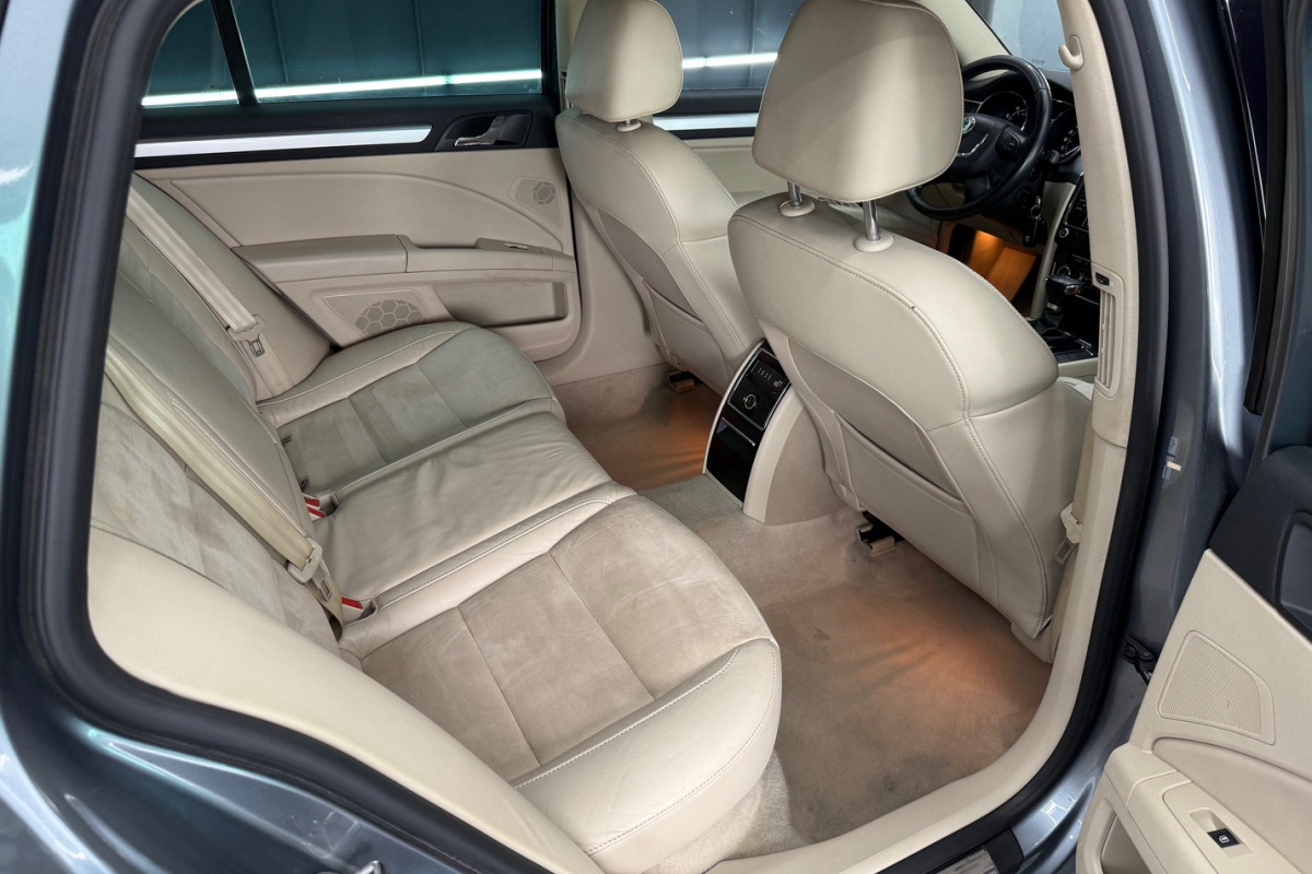 Ponuka vozidiel / Škoda Superb Combi 2.0 TSI Comfort DSG - video