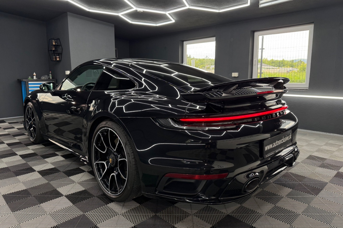Ponuka vozidiel / Porsche 911 Turbo  - video