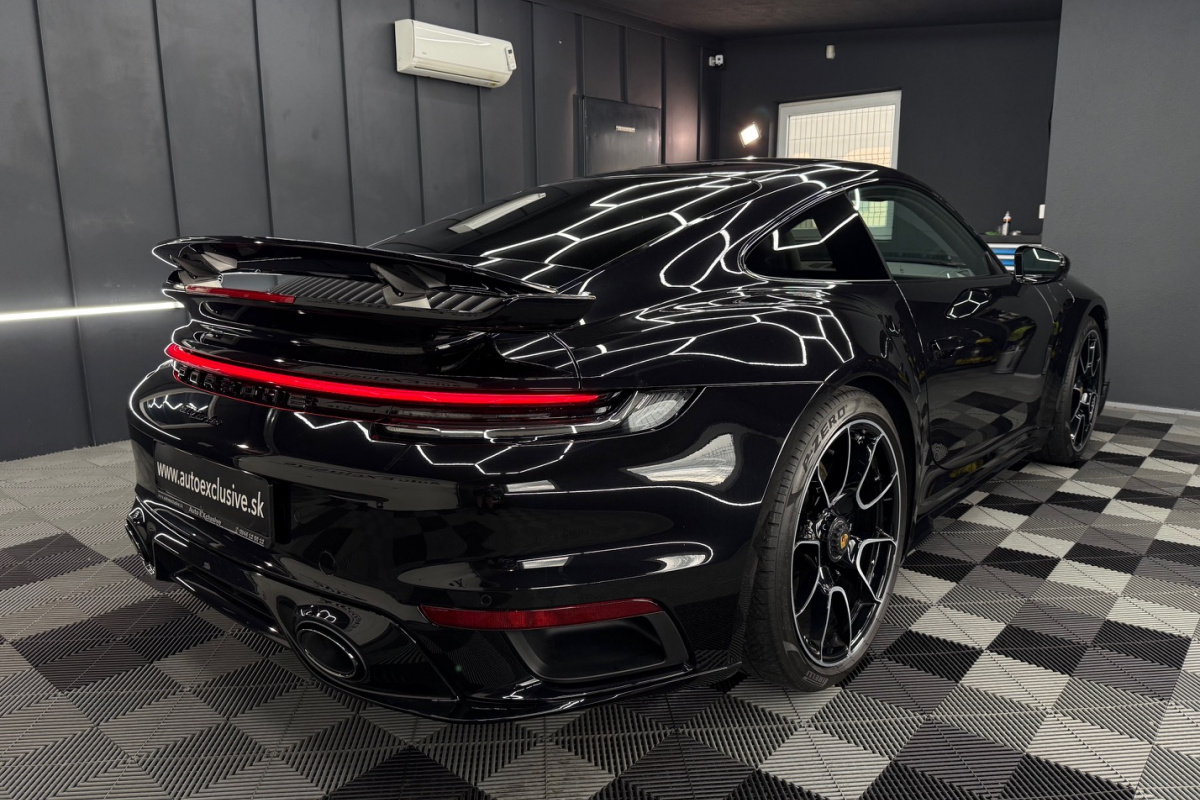 Ponuka vozidiel / Porsche 911 Turbo  - video