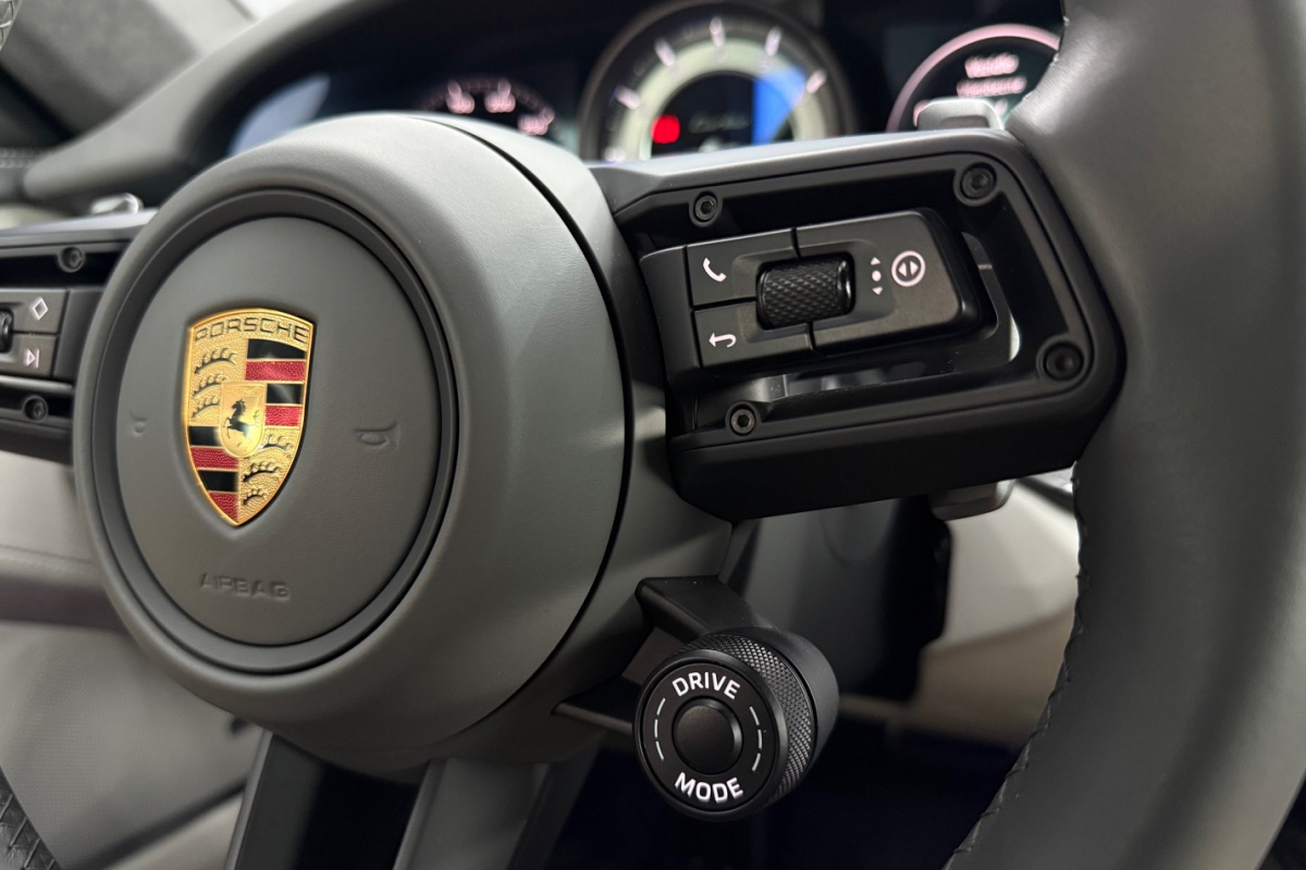 Ponuka vozidiel / Porsche 911 Turbo  - video